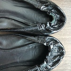 Tory Burch Shoes - Tory Burch Minnie Flat Black and Gold Tory Burch Shoes - Tory Burch Minnie Flat Black and Gold